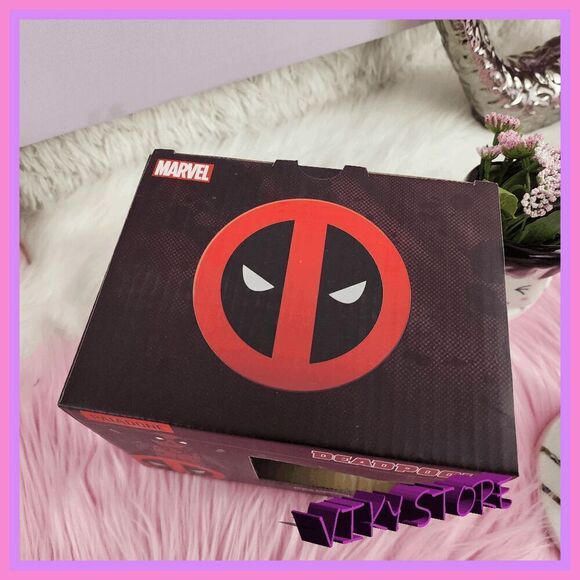 💕 NWT Deadpool Shaped Mug Paladone Marvel Collectible 21oz #7141 💕 - Picture 4 of 5